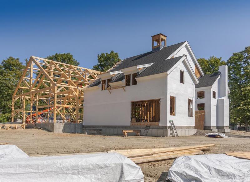 Comment un interlocuteur unique facilite-t-il le suivi quotidien d'un chantier ?